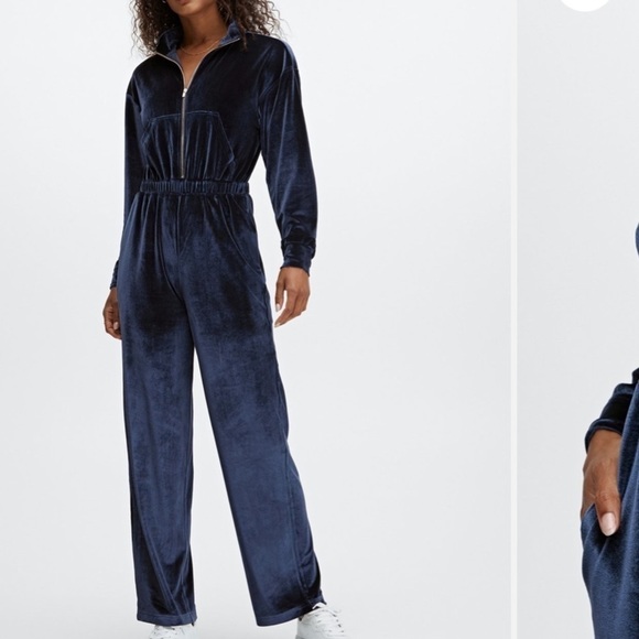 Fabletics Deep Navy Velour Zip Up Wide Leg Onesie NWT - Picture 3 of 8
